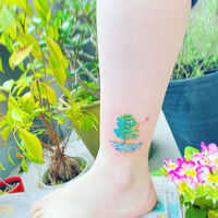 絵本みたいな♡Tree tattoo