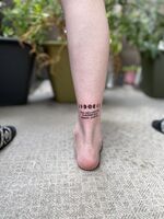 繊細な☆彡月の満ち欠けtattoo